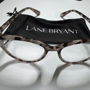 Cat eye reading glasses with tortoise shell print
